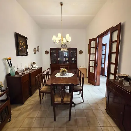 Hébergement de vacances Charming House In With Bbq, Close To Promenade *